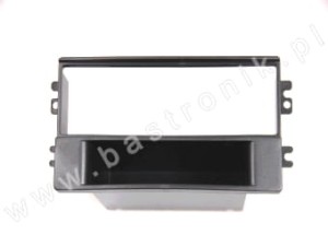 Adaptor plast. Kia SportageII 2004<